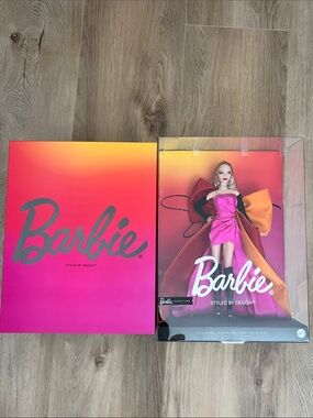 NIB! 2024 BARBIE SIGNATURE STYLE BY DESIGN DOLL 1 BARBIE!